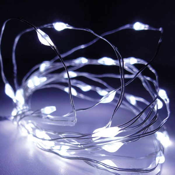 Guirnalda a pilas, función fija, uso interior, blanco frío, cable alambre plateado, 40 leds, 195 cm